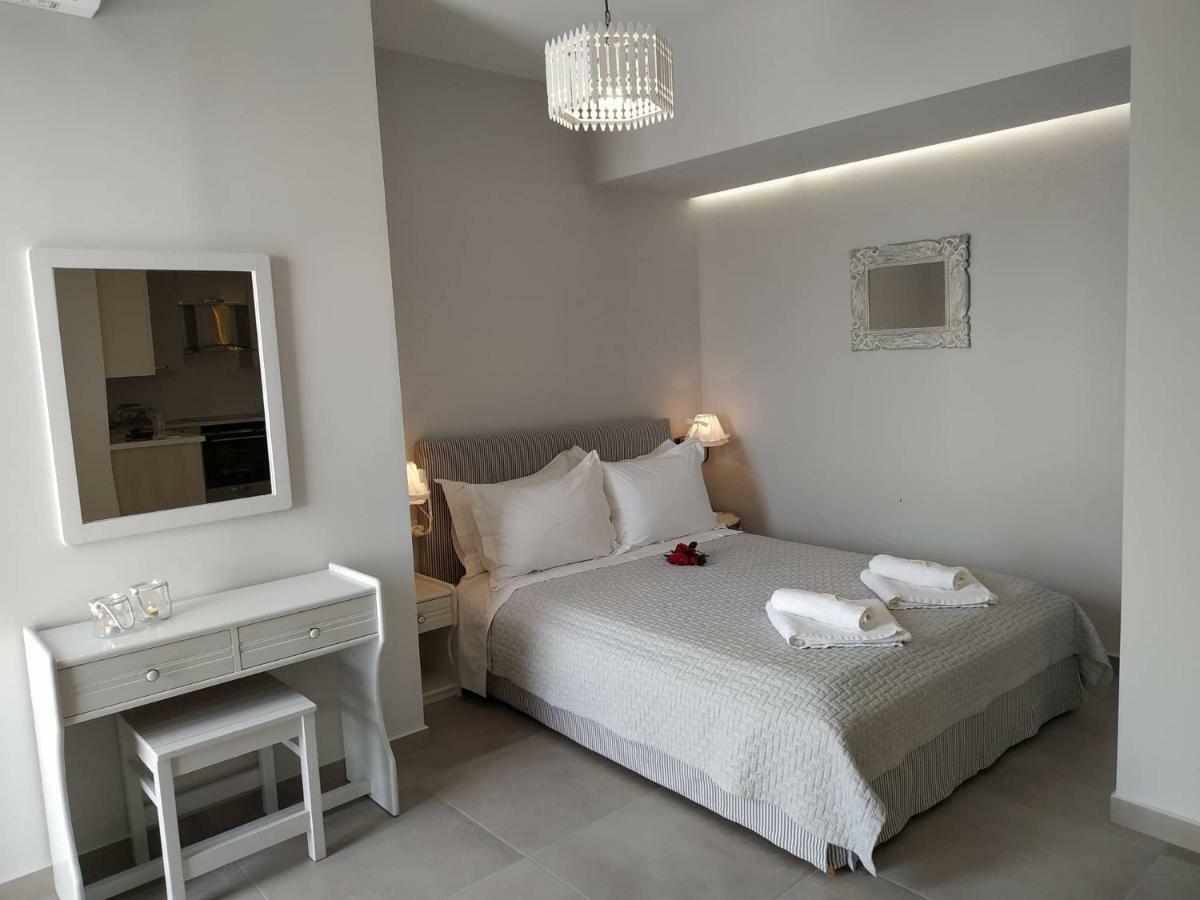 Andreas And Petrinela Rooms Triovászalosz Kültér fotó