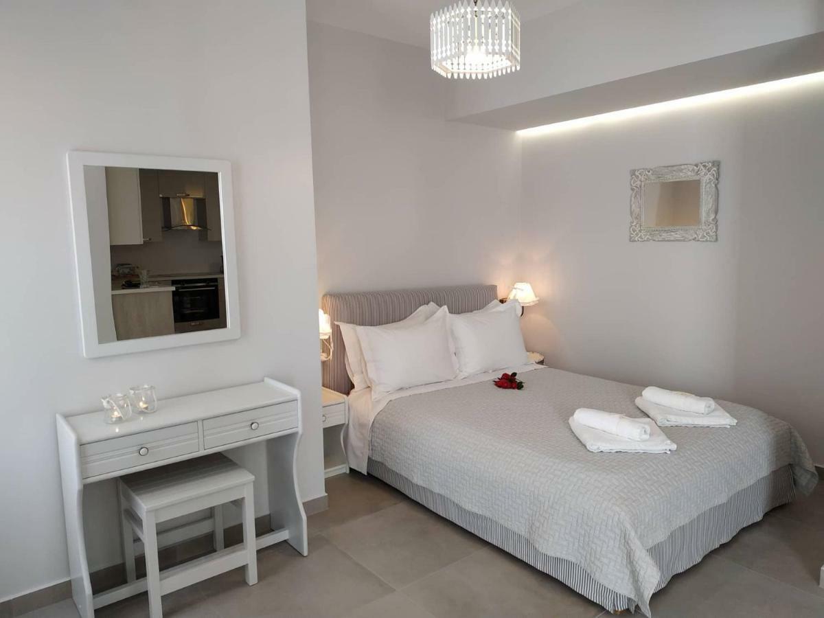 Andreas And Petrinela Rooms Triovászalosz Kültér fotó